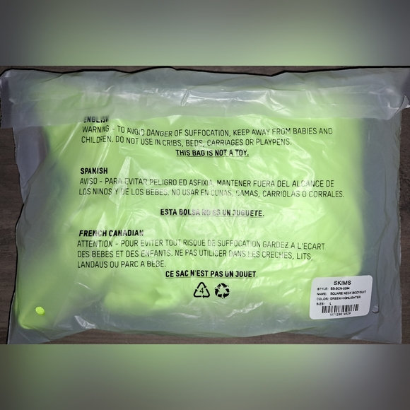 NWT SKIMS Fits Everybody Square neck thong bodysuit Neon Green Highlighter 💚  L - Picture 6 of 8